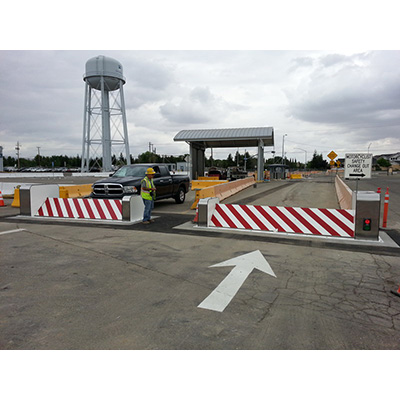 Delta Scientific DSC1400 Barricade Delta Scientific DSC1400 parking lot barricade